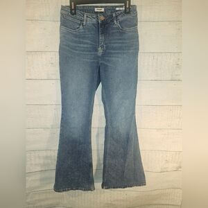 Women's Wrangler High Rise Flare Size 29x32